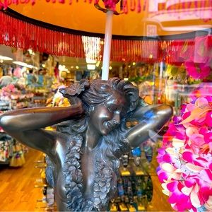 Vintage Hula Girl Lamp with shade